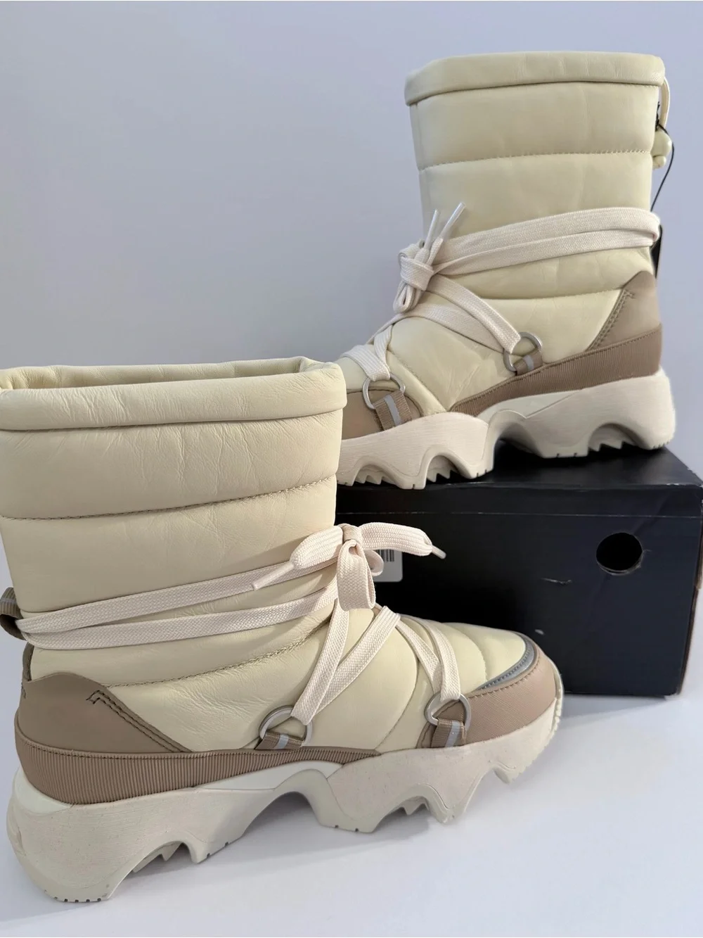 SOREL Women's Kinetic Impact NXT Waterproof Mid Boot Brand New Sz 7.5